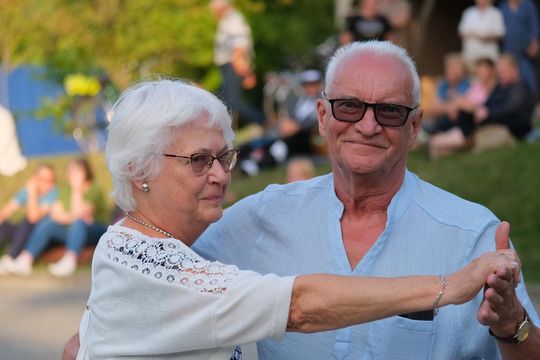 Chełm. Retro Fest 2025. To była zabawa na sto dwa! Cz. I [GALERIA ZDJĘĆ]