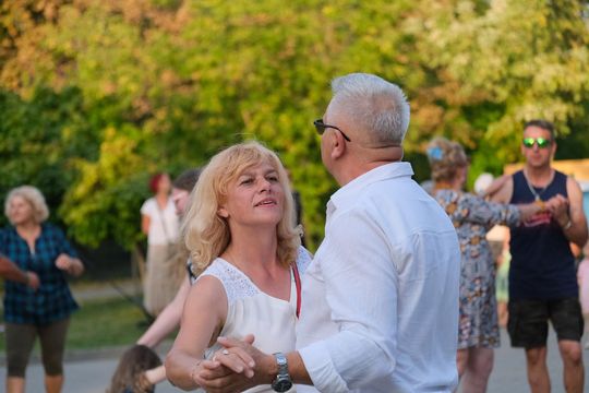 Chełm. Retro Fest 2025. To była zabawa na sto dwa! Cz. I [GALERIA ZDJĘĆ]