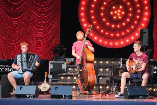 Chełm. Retro Fest 2025. To była zabawa na sto dwa! Cz. II [GALERIA ZDJĘĆ]