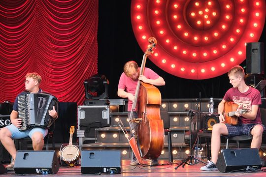 Chełm. Retro Fest 2025. To była zabawa na sto dwa! Cz. II [GALERIA ZDJĘĆ]