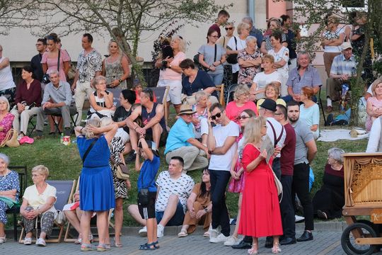 Chełm. Retro Fest 2025. To była zabawa na sto dwa! Cz. II [GALERIA ZDJĘĆ]