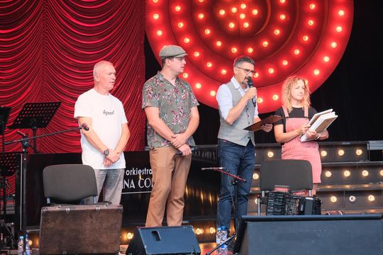 Chełm. Retro Fest 2025. To była zabawa na sto dwa! Cz. II [GALERIA ZDJĘĆ]