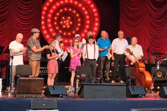 Chełm. Retro Fest 2025. To była zabawa na sto dwa! Cz. II [GALERIA ZDJĘĆ]