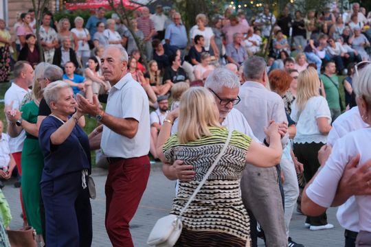 Chełm. Retro Fest 2025. To była zabawa na sto dwa! Cz. II [GALERIA ZDJĘĆ]