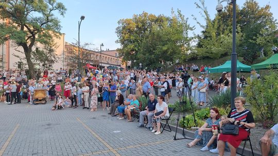 Chełm. Retro Fest 2025. To była zabawa na sto dwa! Cz. II [GALERIA ZDJĘĆ]
