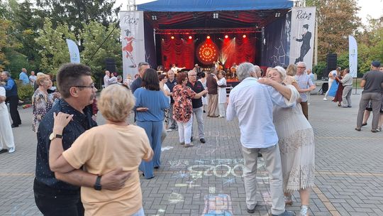 Chełm. Retro Fest 2025. To była zabawa na sto dwa! Cz. II [GALERIA ZDJĘĆ]