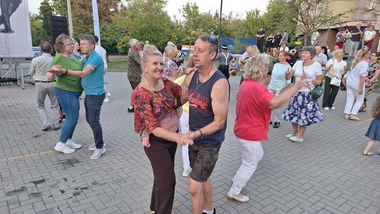 Chełm. Retro Fest 2025. To była zabawa na sto dwa! Cz. II [GALERIA ZDJĘĆ]