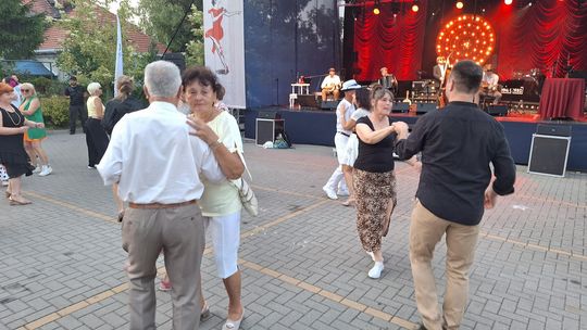 Chełm. Retro Fest 2025. To była zabawa na sto dwa! Cz. II [GALERIA ZDJĘĆ]