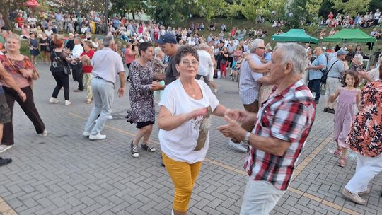 Chełm. Retro Fest 2025. To była zabawa na sto dwa! Cz. II [GALERIA ZDJĘĆ]