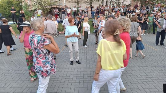 Chełm. Retro Fest 2025. To była zabawa na sto dwa! Cz. II [GALERIA ZDJĘĆ]