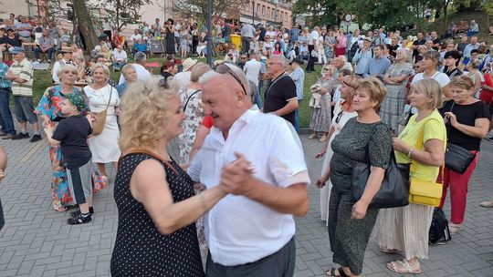 Chełm. Retro Fest 2025. To była zabawa na sto dwa! Cz. II [GALERIA ZDJĘĆ]