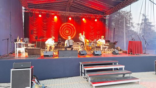 Chełm. Retro Fest 2025. To była zabawa na sto dwa! Cz. II [GALERIA ZDJĘĆ]