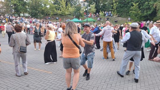 Chełm. Retro Fest 2025. To była zabawa na sto dwa! Cz. II [GALERIA ZDJĘĆ]