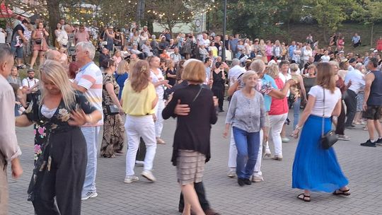 Chełm. Retro Fest 2025. To była zabawa na sto dwa! Cz. II [GALERIA ZDJĘĆ]