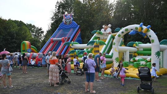 Dożynki powiatowe w Urszulinie. Rolnicy powiatu włodawskiego dziękowali za plony [GALERIA ZDJĘĆ]