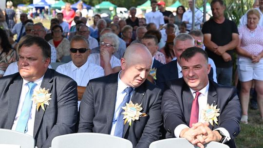 Dożynki powiatowe w Urszulinie. Rolnicy powiatu włodawskiego dziękowali za plony [GALERIA ZDJĘĆ]