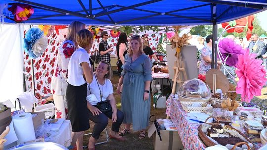 Dożynki powiatowe w Urszulinie. Rolnicy powiatu włodawskiego dziękowali za plony [GALERIA ZDJĘĆ]