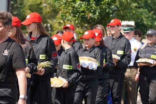 Dożynki gminne w Dubience. Cuda Wianki i cuda wieńce [GALERIA ZDJĘĆ]