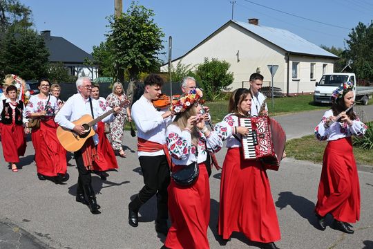 Dożynki gminne w Dubience. Cuda Wianki i cuda wieńce [GALERIA ZDJĘĆ]