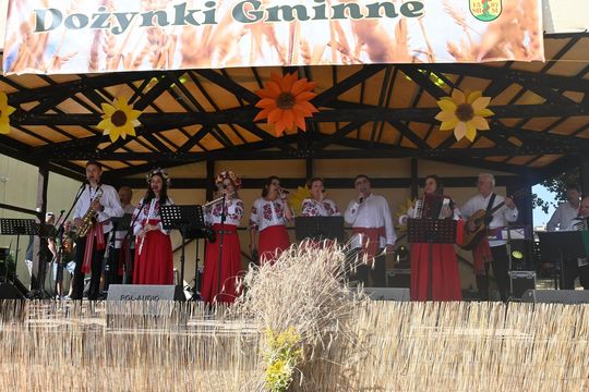 Dożynki gminne w Dubience. Cuda Wianki i cuda wieńce [GALERIA ZDJĘĆ]