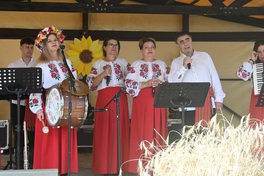 Dożynki gminne w Dubience. Cuda Wianki i cuda wieńce [GALERIA ZDJĘĆ]
