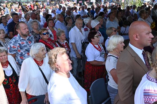 Dożynki powiatowe w Urszulinie. Rolnicy powiatu włodawskiego dziękowali za plony [GALERIA ZDJĘĆ]