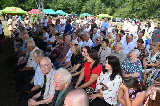 Dożynki powiatowe w Urszulinie. Rolnicy powiatu włodawskiego dziękowali za plony [GALERIA ZDJĘĆ]