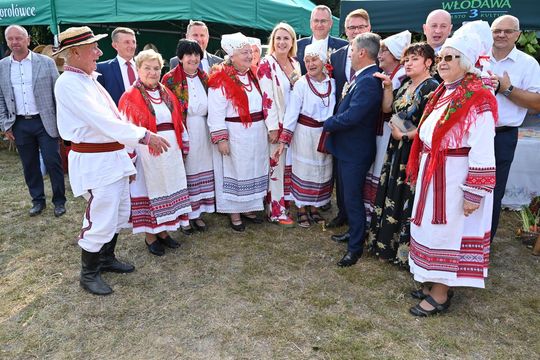 Dożynki powiatowe w Urszulinie. Rolnicy powiatu włodawskiego dziękowali za plony [GALERIA ZDJĘĆ]