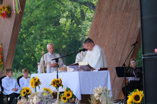 Dożynki w Rejowcu 2025. Dziękowali za plony i bawili się [GALERIA ZDJĘĆ]