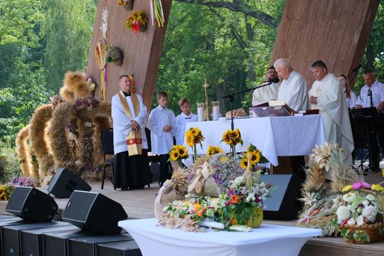 Dożynki w Rejowcu 2025. Dziękowali za plony i bawili się [GALERIA ZDJĘĆ]