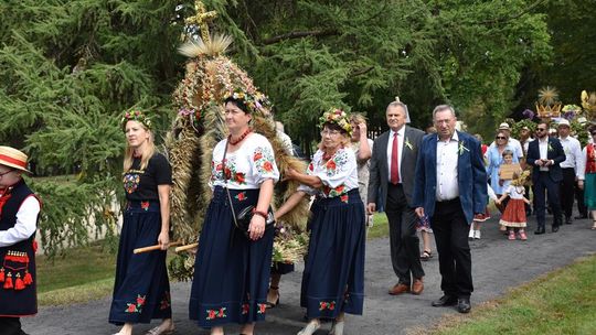 Dożynki powiatu krasnostawskiego w Stadninie Koni w Białce cz. II [GALERIA ZDJĘĆ]