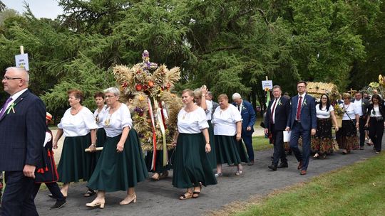 Dożynki powiatu krasnostawskiego w Stadninie Koni w Białce cz. II [GALERIA ZDJĘĆ]