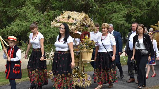 Dożynki powiatu krasnostawskiego w Stadninie Koni w Białce cz. II [GALERIA ZDJĘĆ]