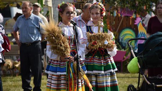 Dożynki powiatu krasnostawskiego w Stadninie Koni w Białce cz. II [GALERIA ZDJĘĆ]