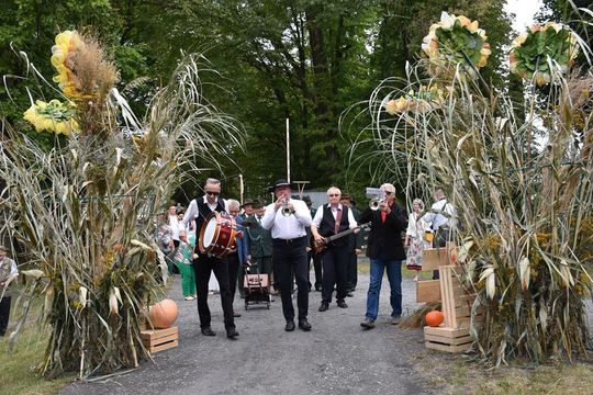 Dożynki powiatu krasnostawskiego w Stadninie Koni w Białce cz. II [GALERIA ZDJĘĆ]