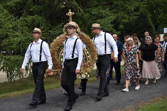 Dożynki powiatu krasnostawskiego w Stadninie Koni w Białce cz. II [GALERIA ZDJĘĆ]