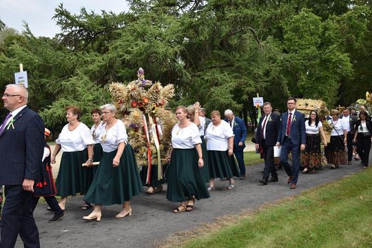 Dożynki powiatu krasnostawskiego w Stadninie Koni w Białce cz. II [GALERIA ZDJĘĆ]