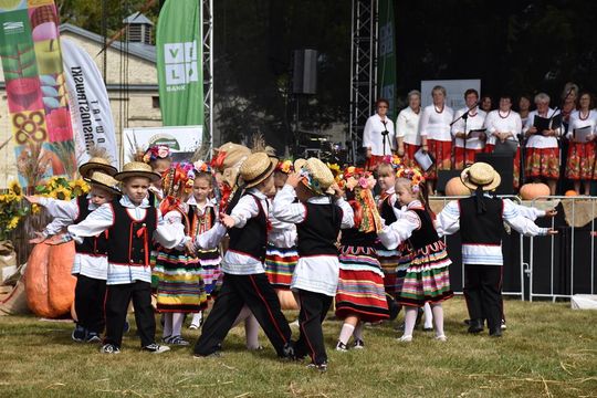 Dożynki powiatu krasnostawskiego w Stadninie Koni w Białce cz. II [GALERIA ZDJĘĆ]