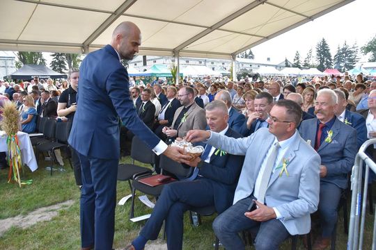 Dożynki powiatu krasnostawskiego w Stadninie Koni w Białce cz. II [GALERIA ZDJĘĆ]