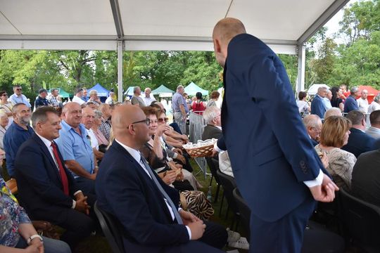 Dożynki powiatu krasnostawskiego w Stadninie Koni w Białce cz. II [GALERIA ZDJĘĆ]