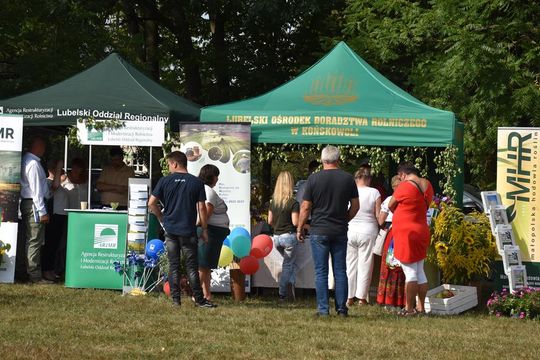 Dożynki powiatu krasnostawskiego w Stadninie Koni w Białce cz. II [GALERIA ZDJĘĆ]