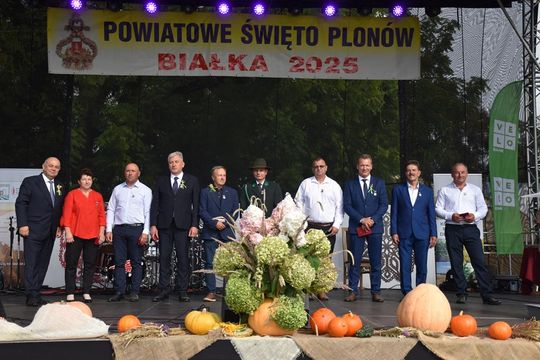 Dożynki powiatu krasnostawskiego w Stadninie Koni w Białce cz. II [GALERIA ZDJĘĆ]