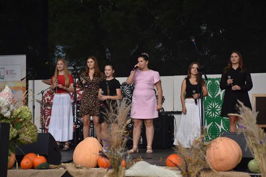 Dożynki powiatu krasnostawskiego w Stadninie Koni w Białce cz. II [GALERIA ZDJĘĆ]