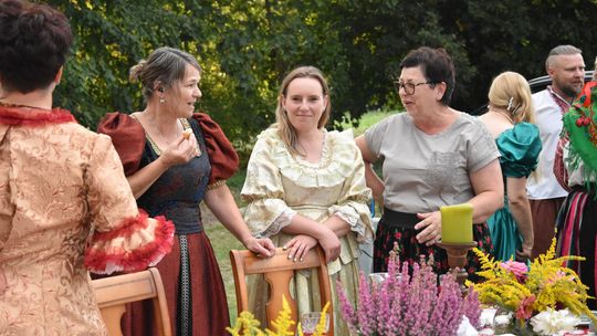 Gm. Włodawa. Kolacja u Pocieja - historyczny klimat i kulinarna uczta [GALERIA ZDJĘĆ]