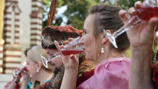 Gm. Włodawa. Kolacja u Pocieja - historyczny klimat i kulinarna uczta [GALERIA ZDJĘĆ]