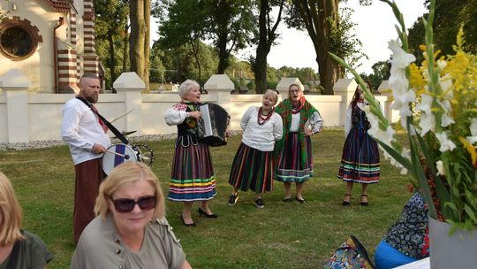 Gm. Włodawa. Kolacja u Pocieja - historyczny klimat i kulinarna uczta [GALERIA ZDJĘĆ]
