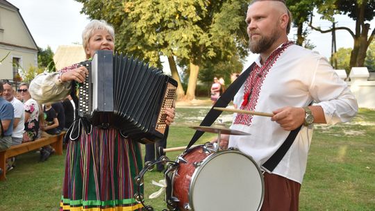 Gm. Włodawa. Kolacja u Pocieja - historyczny klimat i kulinarna uczta [GALERIA ZDJĘĆ]