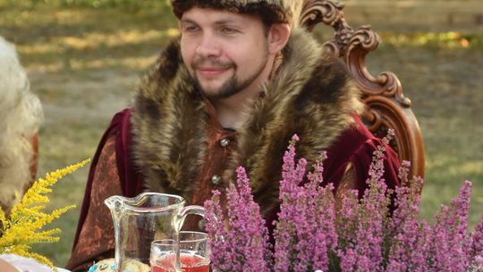 Gm. Włodawa. Kolacja u Pocieja - historyczny klimat i kulinarna uczta [GALERIA ZDJĘĆ]