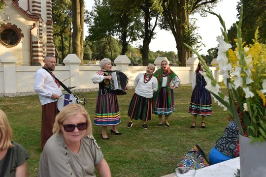 Gm. Włodawa. Kolacja u Pocieja - historyczny klimat i kulinarna uczta [GALERIA ZDJĘĆ]
