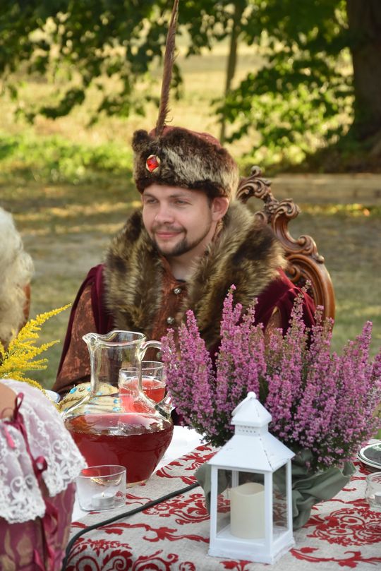 Gm. Włodawa. Kolacja u Pocieja - historyczny klimat i kulinarna uczta [GALERIA ZDJĘĆ]